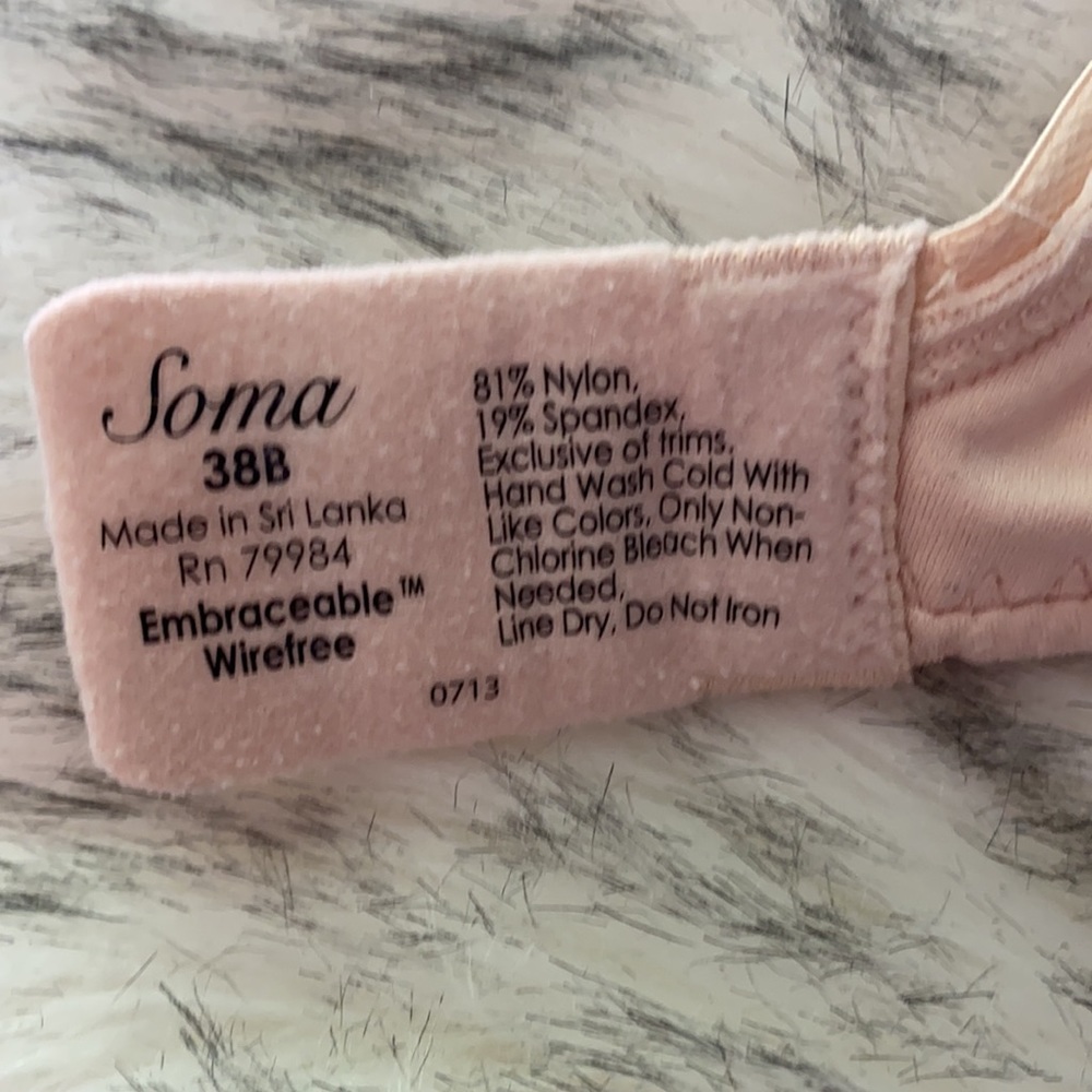 NWOT *SOMA EMBRACEABLE Wireless Bra - Picture 7 of 7